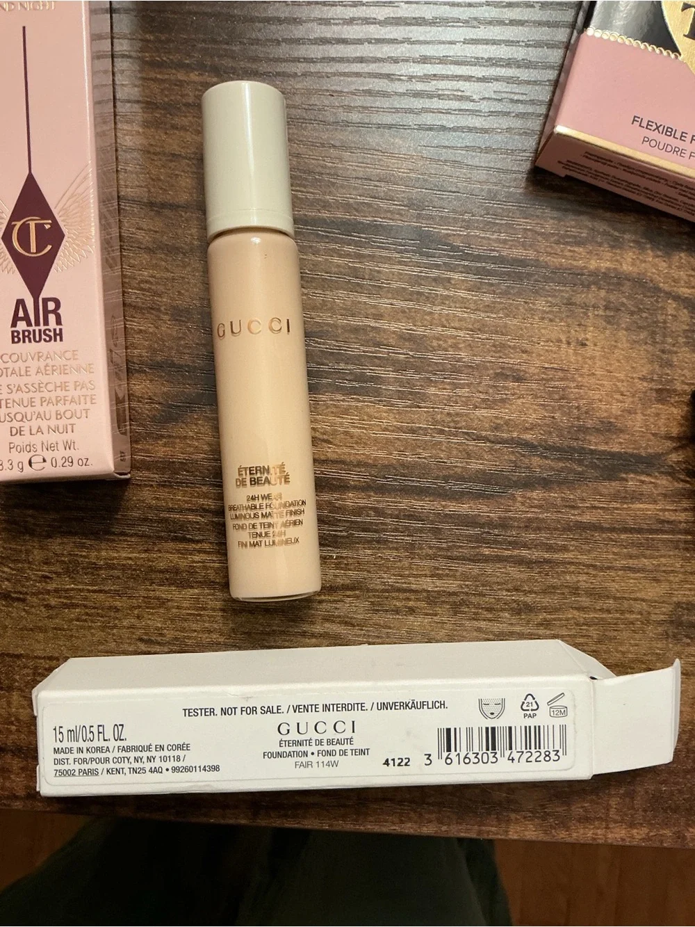 Gucci Foundation Stick - Light Beige